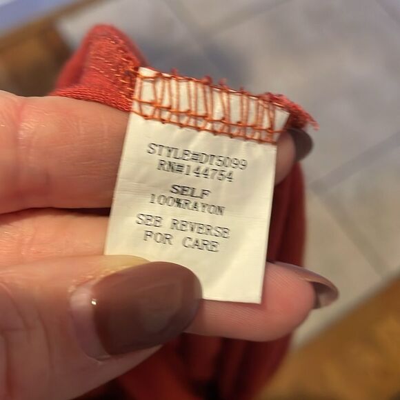 Davi & Dani Brick Red Cold Shoulder Lace detail top - Picture 7 of 7